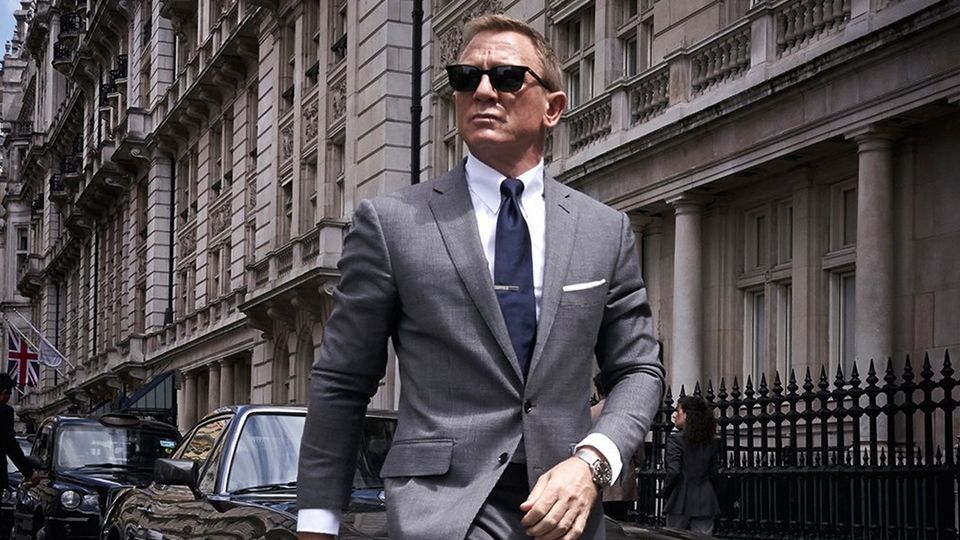 James Bond's iconic looks