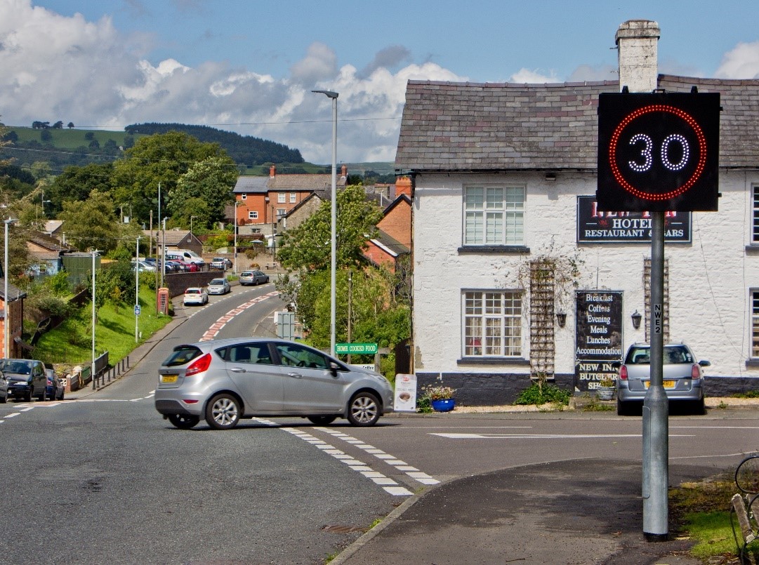 messagemaker-displays-highlighting-the-importance-of-road-signage-for