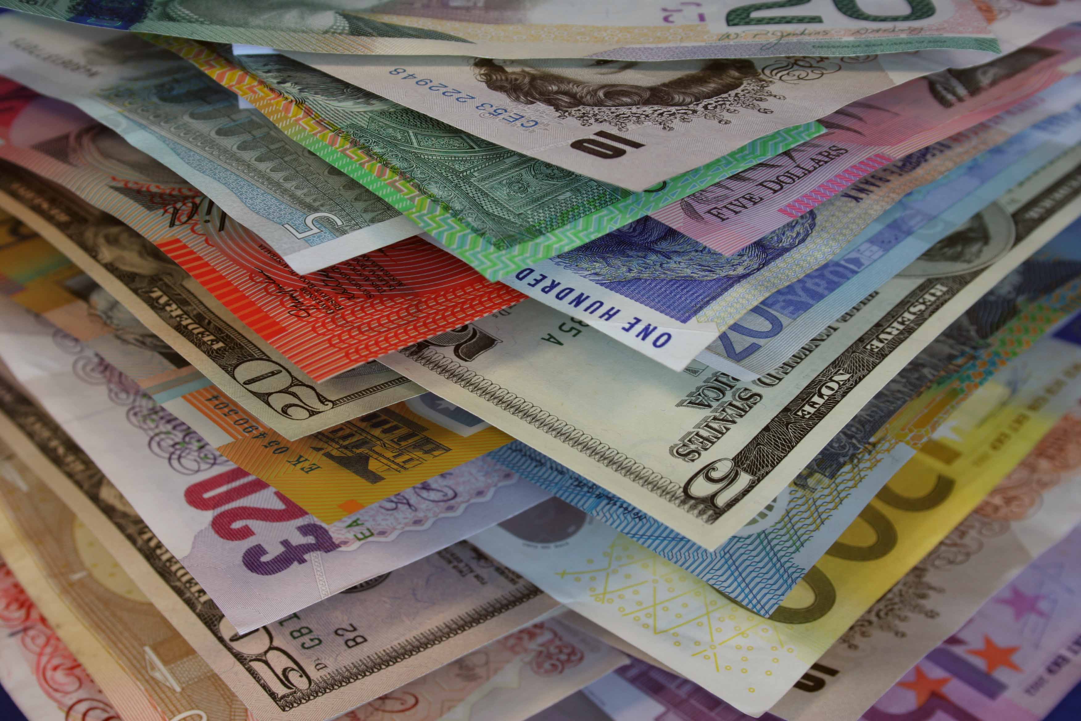 Uk Holidaymakers D Nearly 1billion In Forgotten Currency