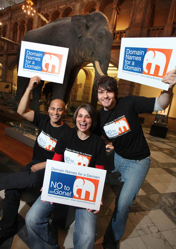 Easyspace launches domain names campaign