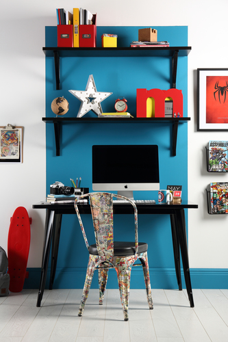 Marvel Superhero Desk &amp; Comic Book Chair