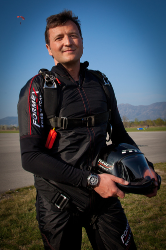 Marc Hauser, skydiver