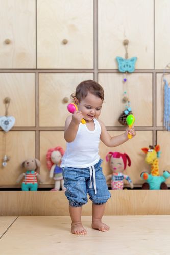 Baby dancing with Macaritos