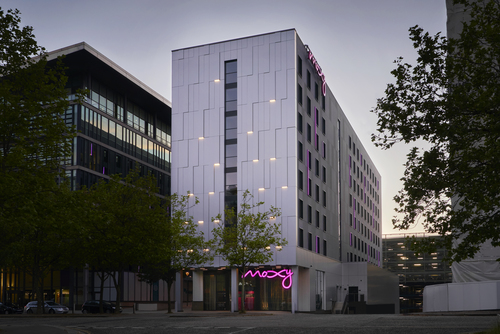 Moxy Milton Keynes Exterior