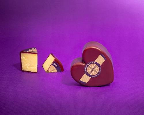 Valentine&#039s Heart-Shaped Cheddar