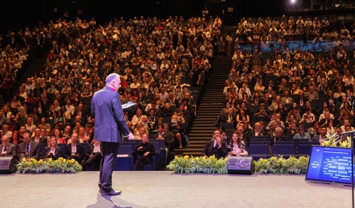 Roy Sheppard speaking at a conference