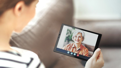 Lumo_lifestyle video conf