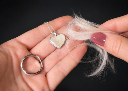 Arya's fur keepsake jewellery