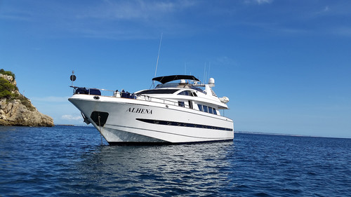 Luxury Super Yacht Lady Alhena of London